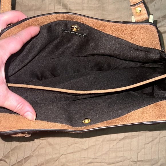 Tan bag - Picture 2 of 6
